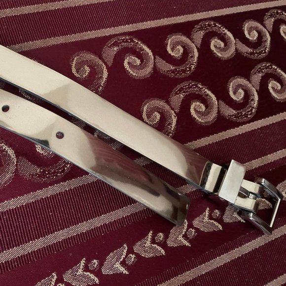 NEW Small Thin Metallic Champagne Yellow Belt NY&C Square Buckle elegant - Picture 2 of 12